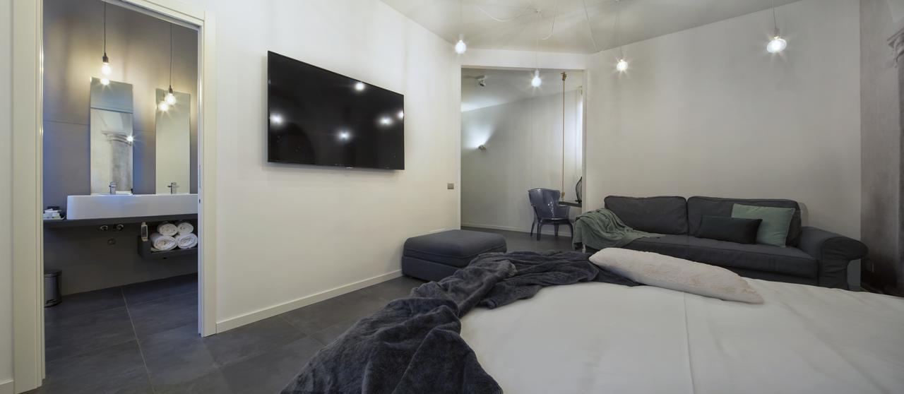 Suite Vogue Sforza Voghera Luaran gambar